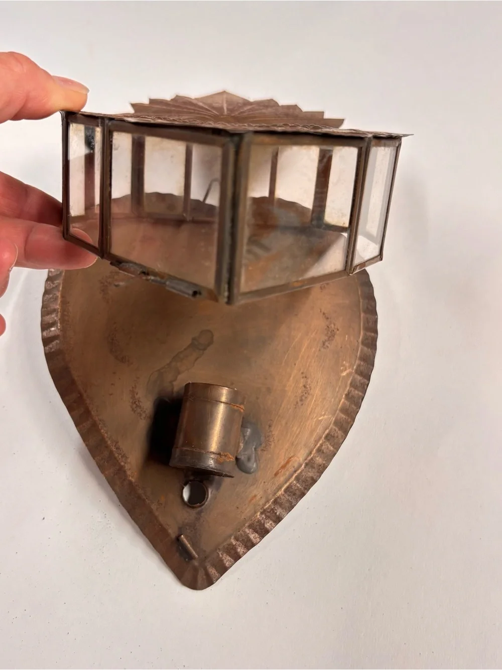 Heart-Shaped Rustic Metal Wall candle Holder in Brown Tin